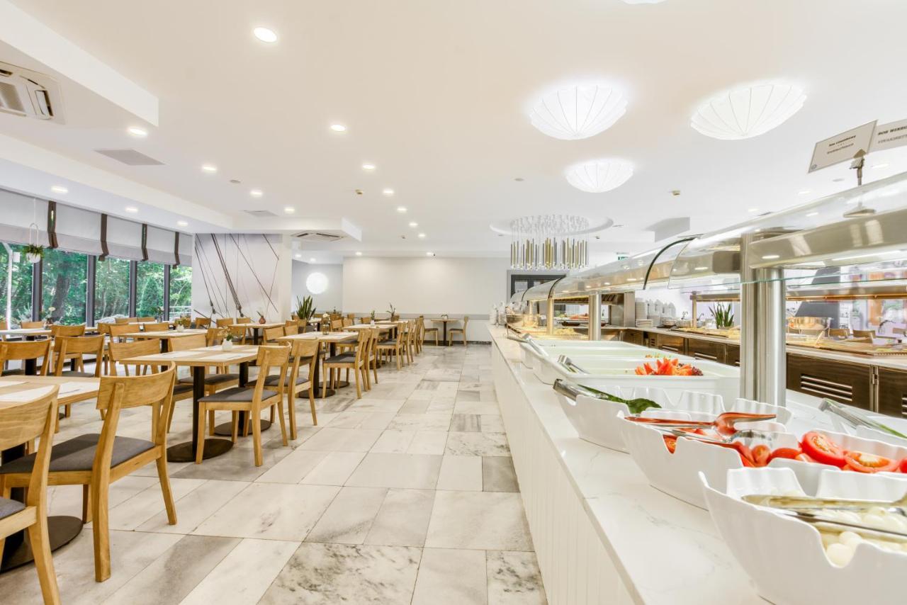 Centrum Zdrowia I Wypoczynku Ikar Kolobrzeg Exterior photo